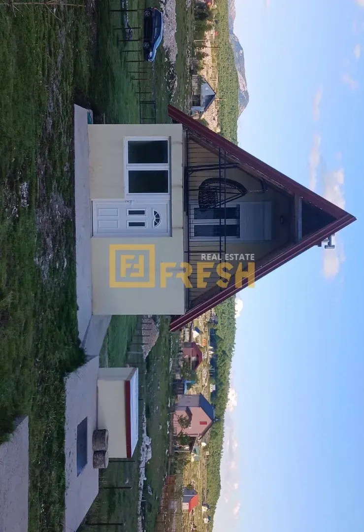 Prodaja, kuća, 80m², Kuče, Podgorica