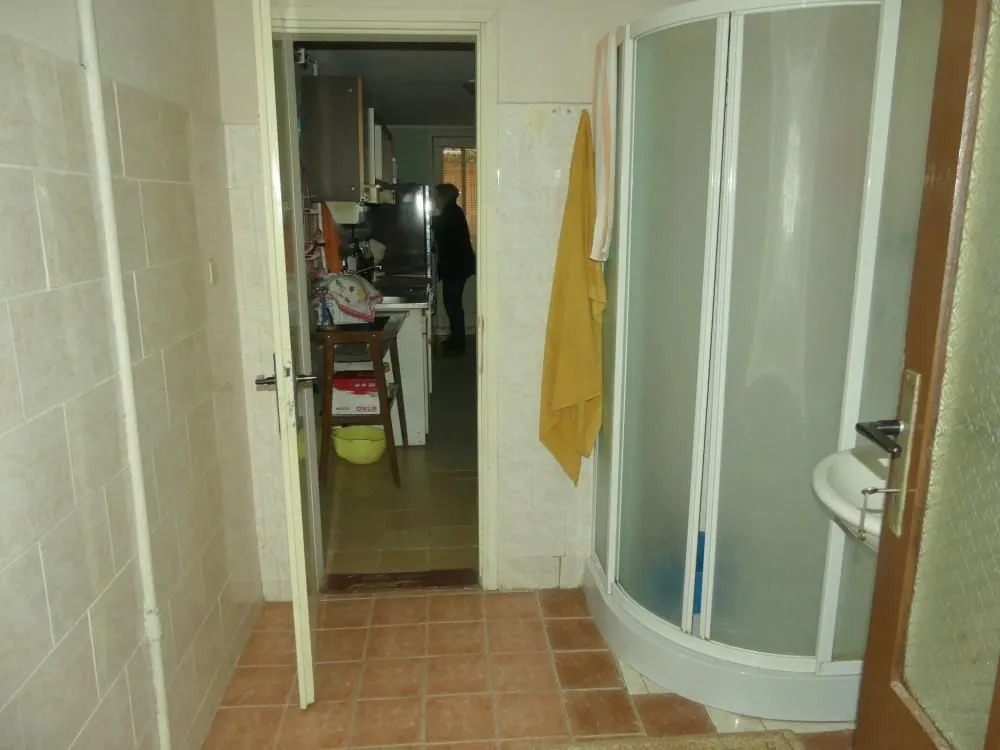 Prodaja, kuća, 410m², Trnava, Jagodina
