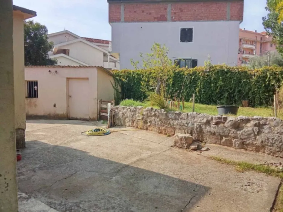 Prodaja, plac, 824m², Gorica C, Podgorica
