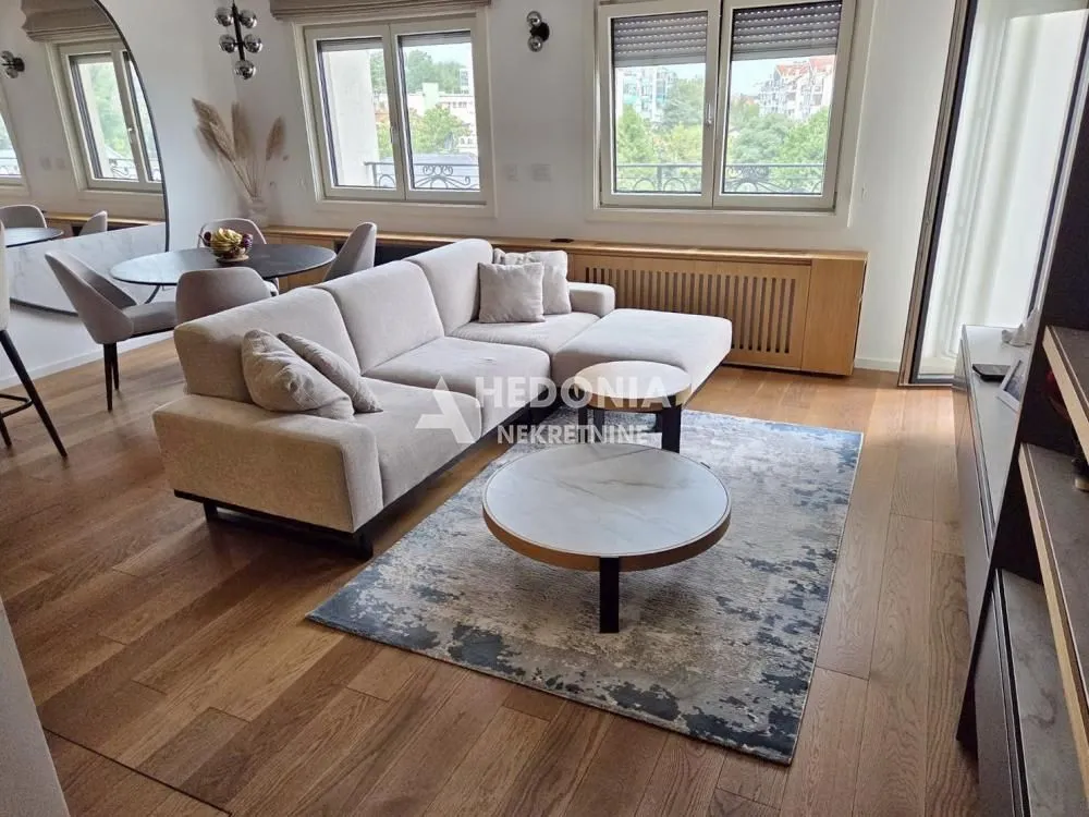 Prodaja, trosoban stan, 90m², Savski Venac, Beograd