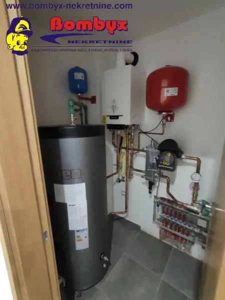 Prodaja, kuća, 181m², Sremska Kamenica, Petrovaradin