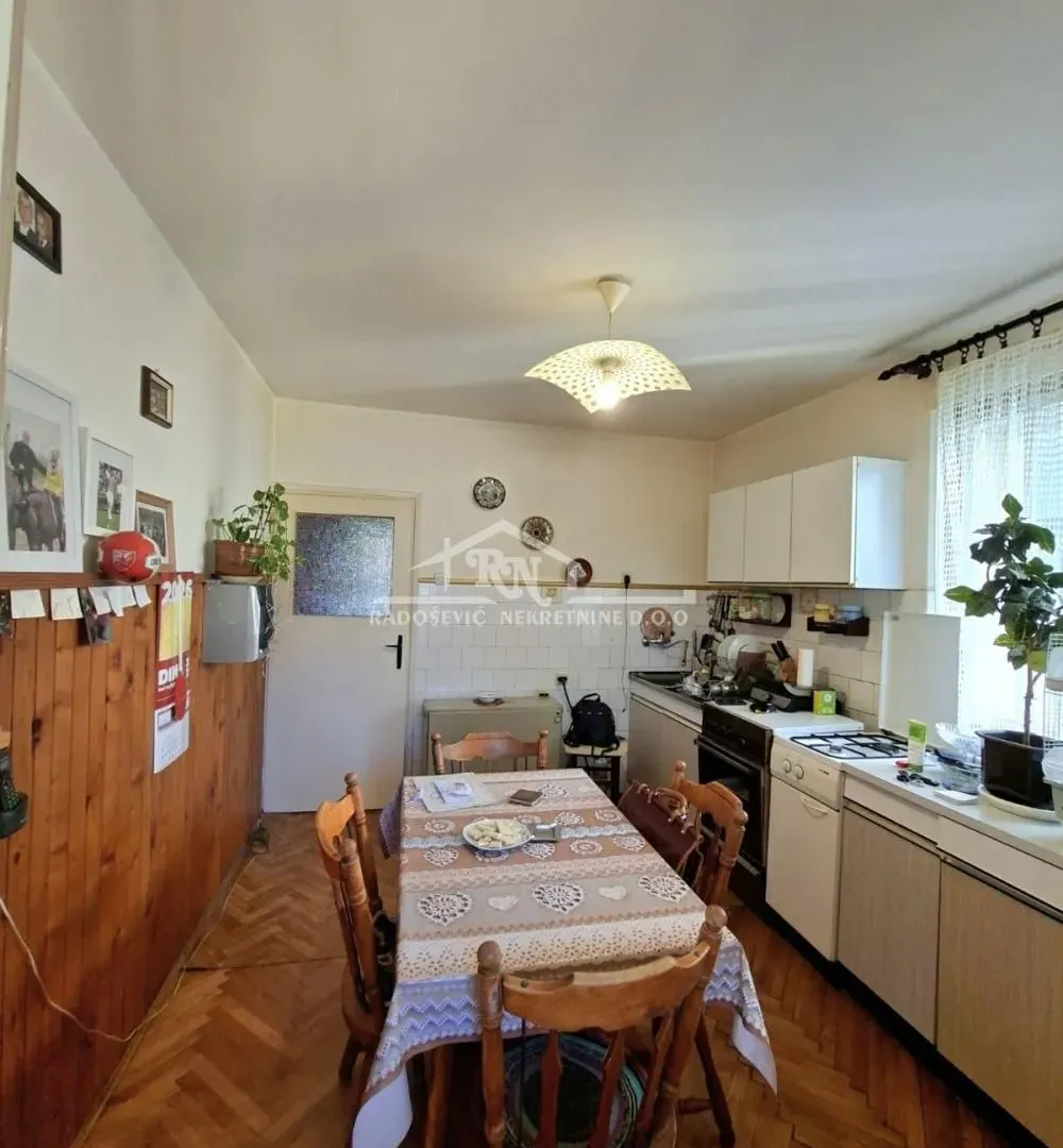 Prodaja, dvosoban stan, 57m², Galenika, Beograd