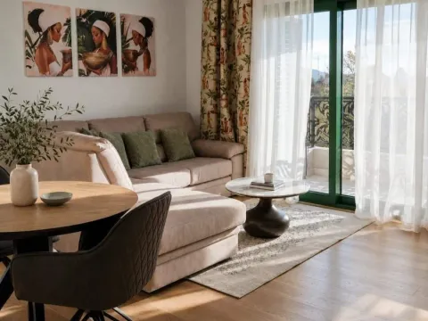 Izdavanje, dvosoban stan, 100m², Donja Lastva, Tivat - image 19