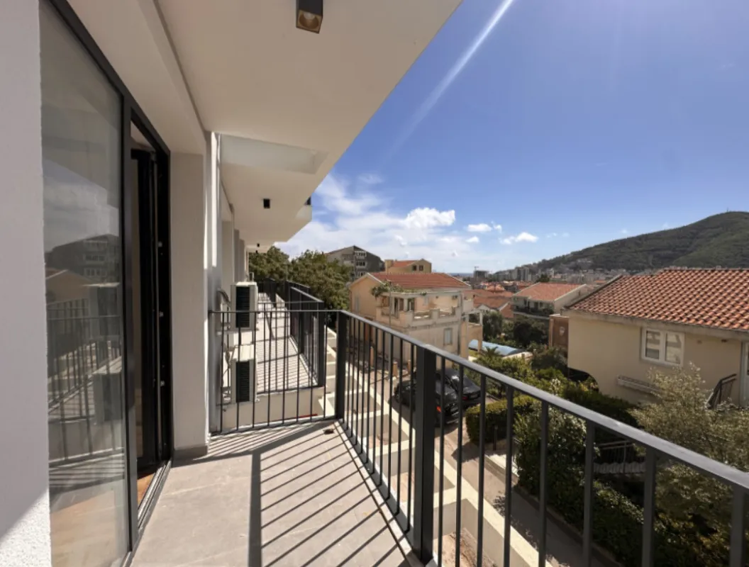 Sale, two bedroom apartment, 42m², Podkošljun, Budva