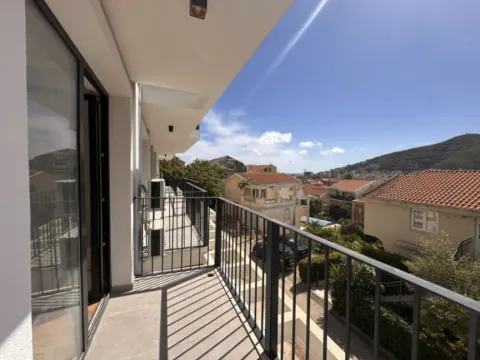 Sale, two bedroom apartment, 42m², Podkošljun, Budva - image 2