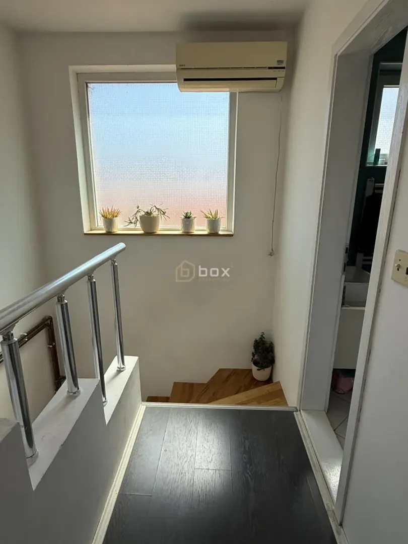 Sale, house, 100m², Palilula, Niš