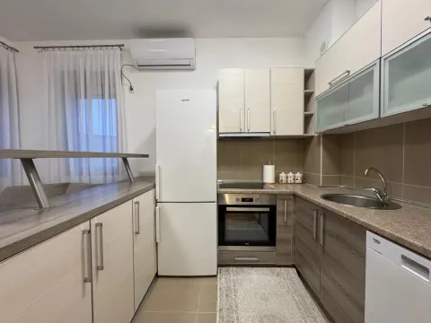Rent, one bedroom apartment, 44m², Nova Dalmatinska, Podgorica - image 3