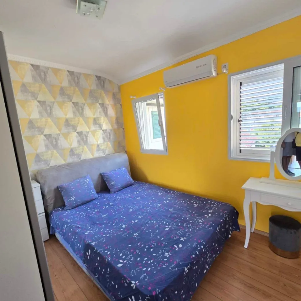 Rent, one bedroom apartment, 50m², Centar, Tivat