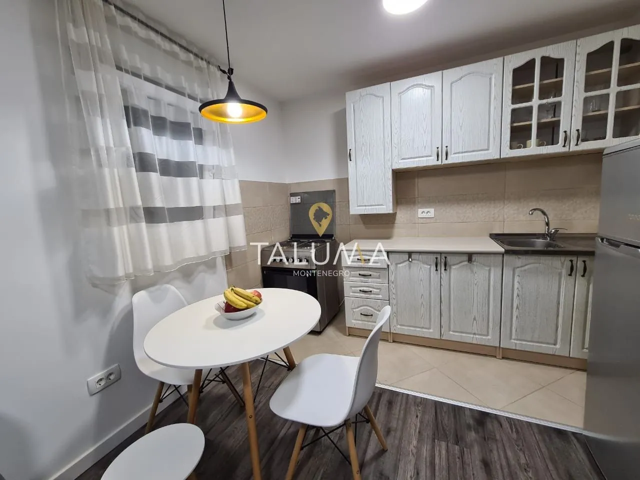 Rent, studio apartment, 20m², Tološi, Podgorica