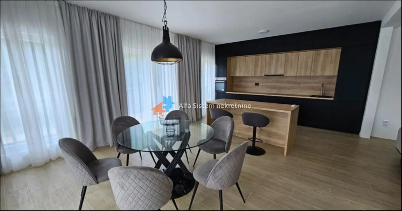 Rent, four bedroom apartment, 160m², Savski Venac, Beograd