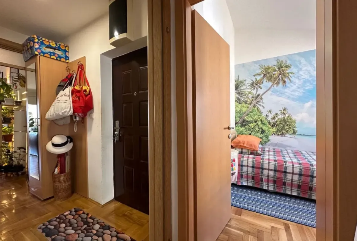 Sale, two bedroom apartment, 74m², Lazi, Budva