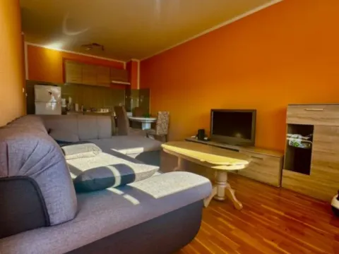 Izdavanje, jednosoban stan, 43m², City Kvart, Podgorica - image 12