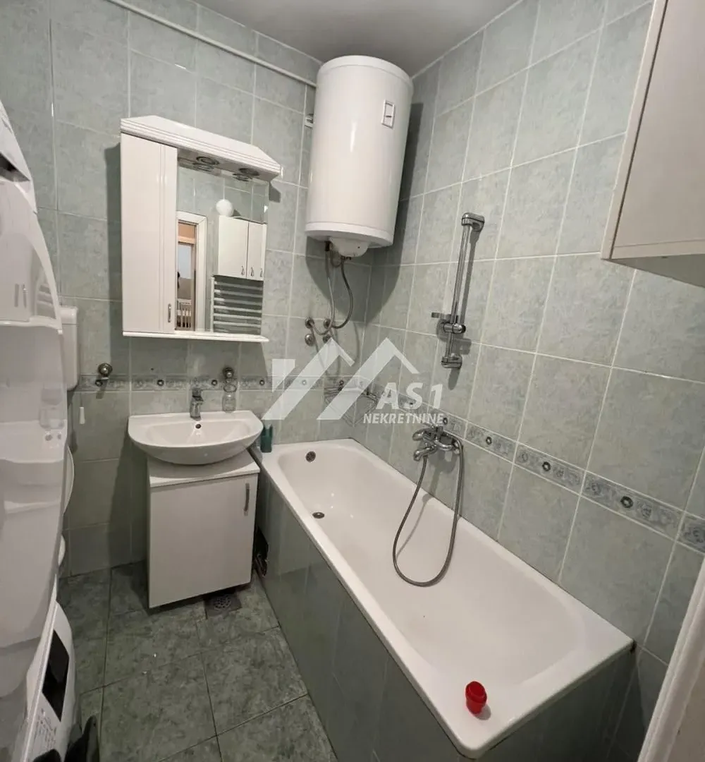 Rent, two bedroom apartment, 42m², Grbavica, Novi Sad Sve Podlokacije