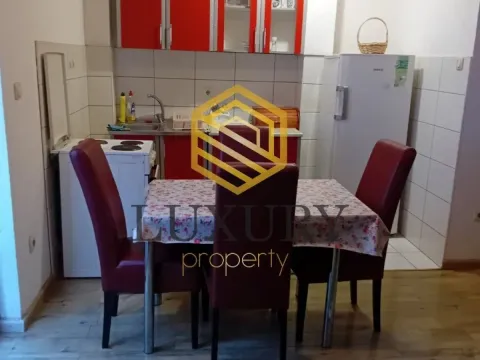 Izdavanje, dvosoban stan, 73m², Stari Aerodrom, Podgorica - image 2