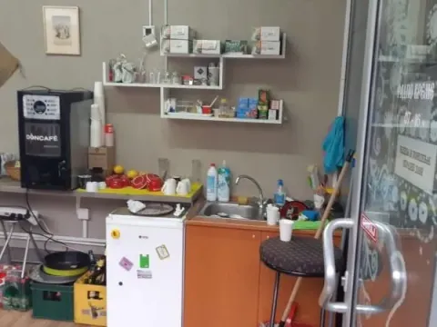 Izdavanje, poslovni prostor, 11m², Novi Beograd Blok 70, Novi Beograd Sve Podlokacije - image 5