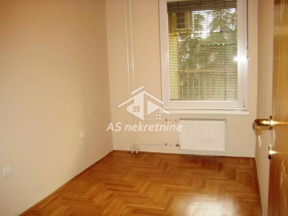 Rent, three bedroom apartment, 78m², Lipov Lad, Zvezdara Sve Podlokacije