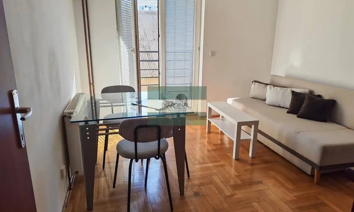 Rent, one bedroom apartment, 36m², Centar, Kragujevac