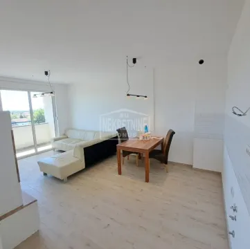 Prodaja, trosoban stan, 57m², Centar, Subotica - image 11