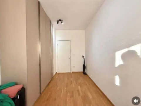 Prodaja, dvosoban stan, 68m², Stari Aerodrom, Podgorica - image 10