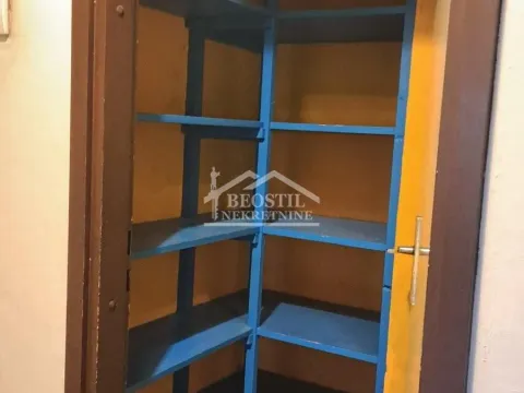 Sale, two bedroom apartment, 65m², Južni Bulevar, Vračar Sve Podlokacije - image 7