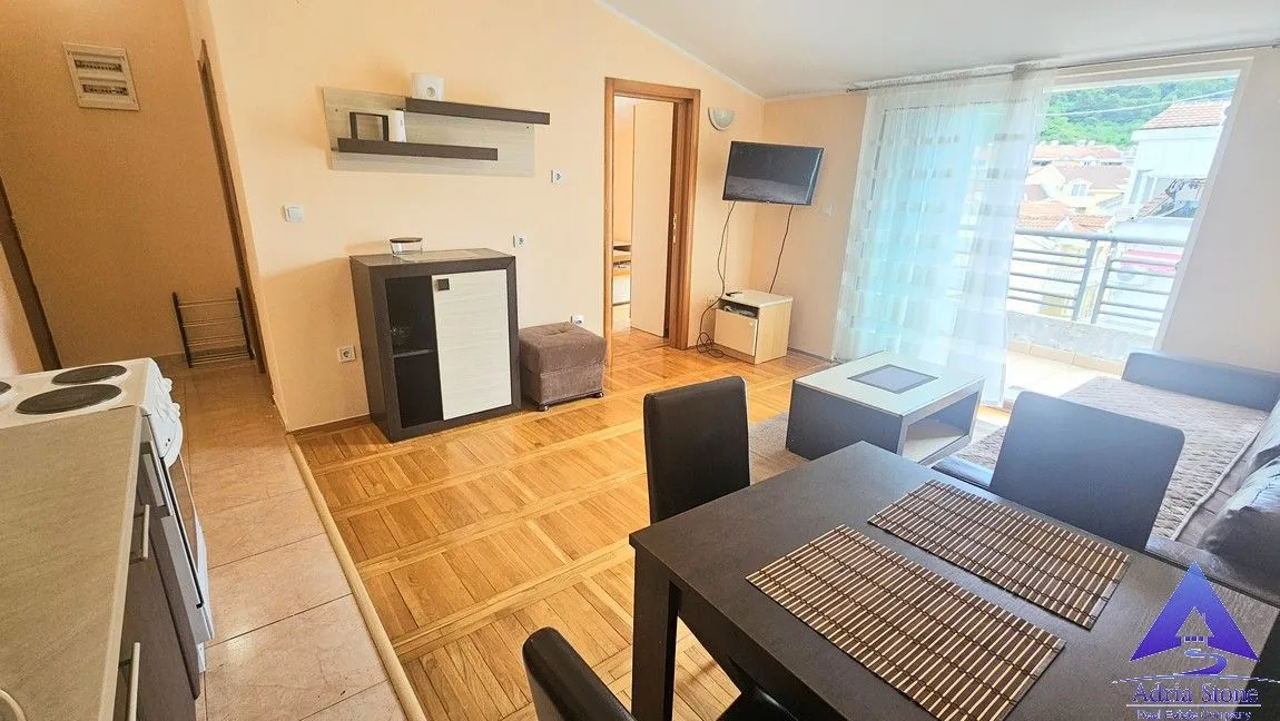 Rent, one bedroom apartment, 35m², Velji Vinogradi, Budva