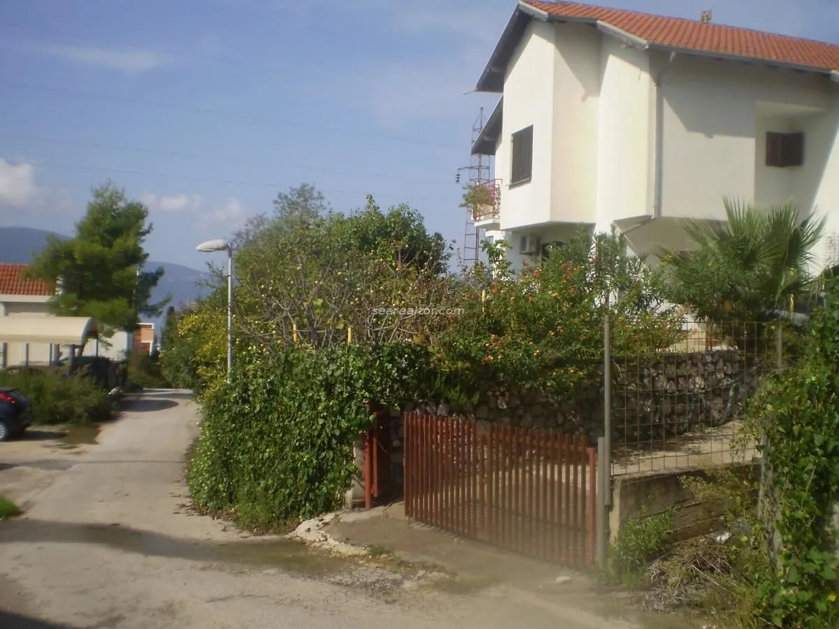 Prodaja, kuća, 119m², Centar, Tivat
