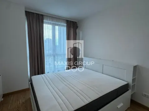 Izdavanje, trosoban stan, 81m², Savski Venac, Beograd - image 3
