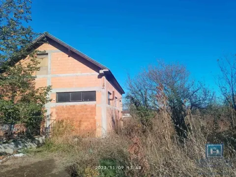 Prodaja, kuća, 490m², Ćuprija, Srbija - image 18