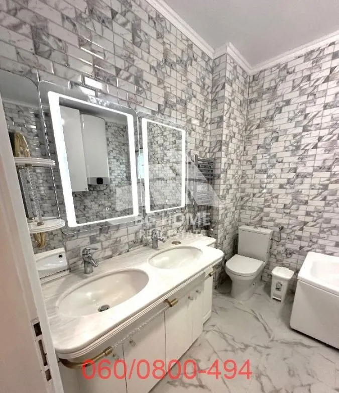Prodaja, kuća, 364m², Banovo Brdo, Beograd