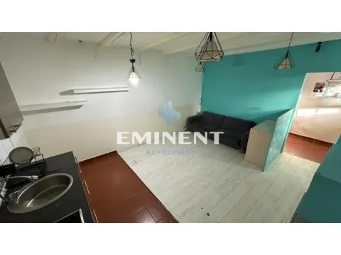 Sale, house, 63m², Kalenić Pijaca, Vračar Sve Podlokacije - image 2