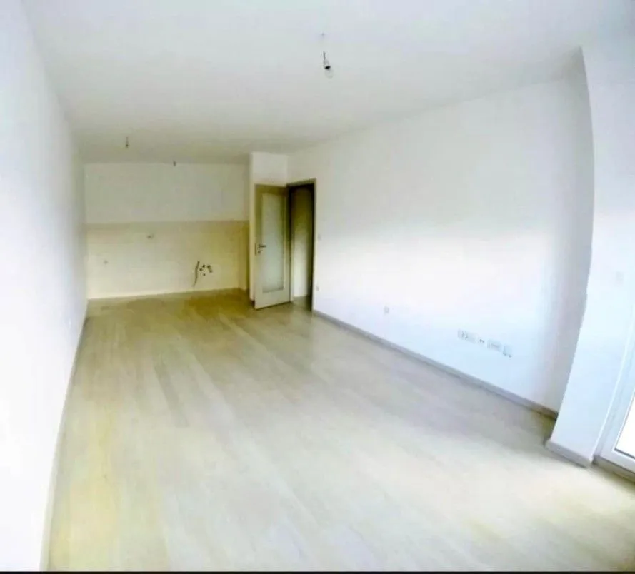 Izdavanje, trosoban stan, 70m², City Kvart, Podgorica