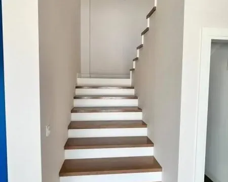 Prodaja, kuća, 200m², Tivat, Crna Gora - image 2