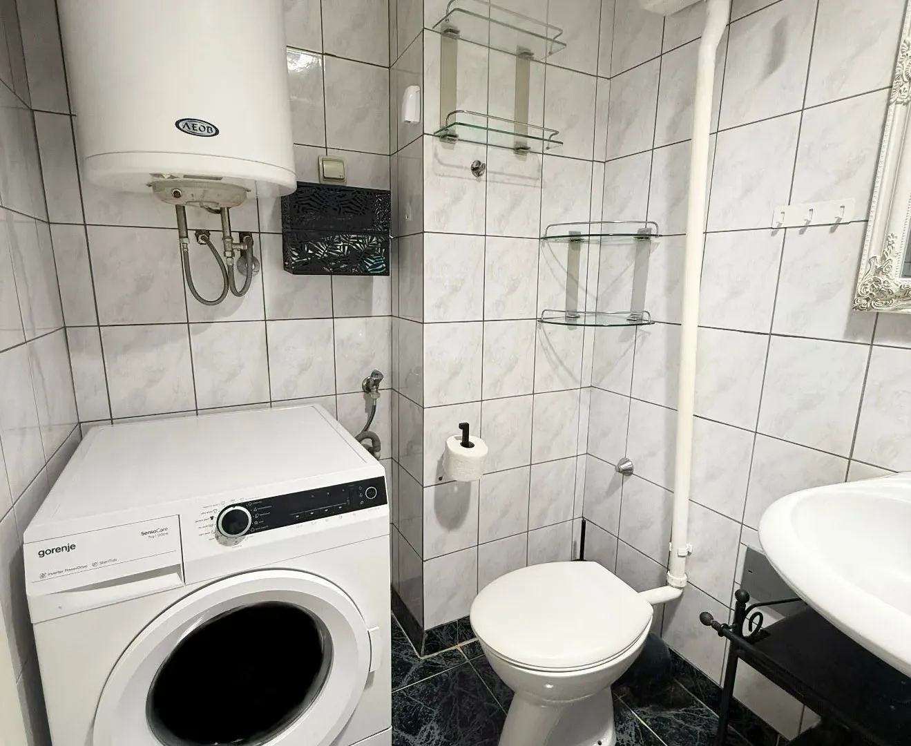 Prodaja, dvosoban stan, 48m², Grbavica, Novi Sad Sve Podlokacije