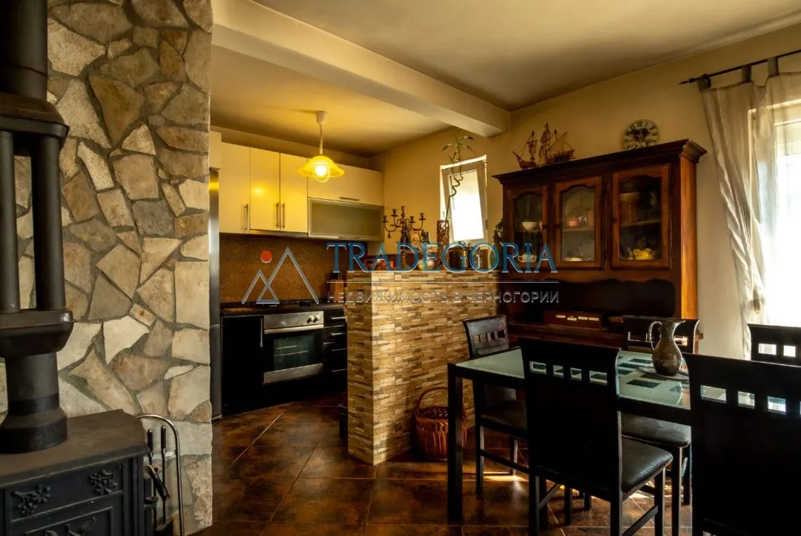 Prodaja, kuća, 180m², Bar, Crna Gora
