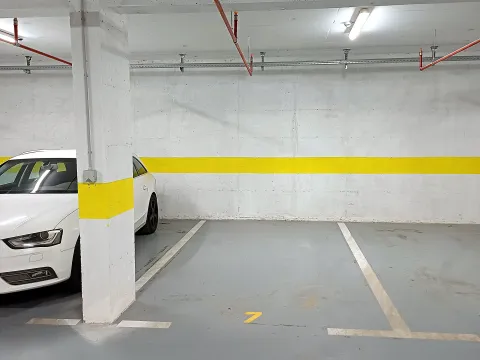 Rent, parking/garage, 13m², Zabjelo, Podgorica - image 2
