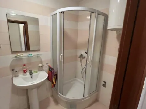 Sale, one bedroom apartment, 45m², Stari Aerodrom, Podgorica - image 4