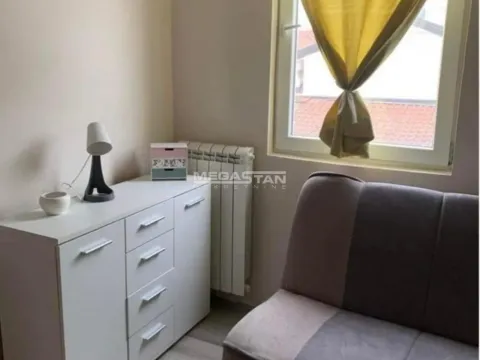 Rent, two bedroom apartment, 45m², Savski Venac, Beograd - image 3