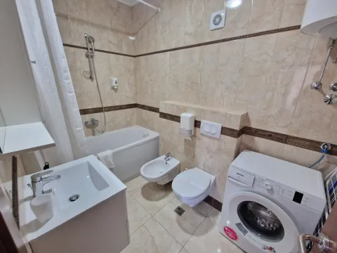 Prodaja, trosoban stan, 94m², Bečići, Budva - image 44