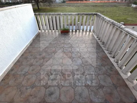 Sale, house, 370m², Zabjelo, Podgorica - image 4