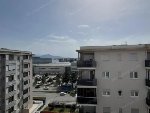 Prodaja, jednosoban stan, 53m², City Kvart, Podgorica - image 15