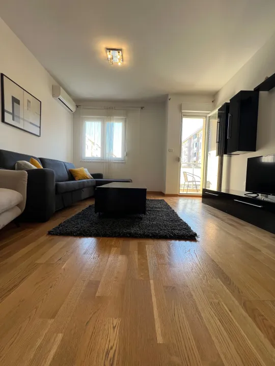 Rent, two bedroom apartment, 68m², City Kvart, Podgorica