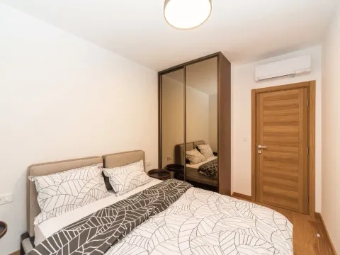 Izdavanje, dvosoban stan, 74m², City Kvart, Podgorica - image 7