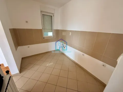 Prodaja, dvosoban stan, 61m², Novo naselje, Novi Sad - image 7