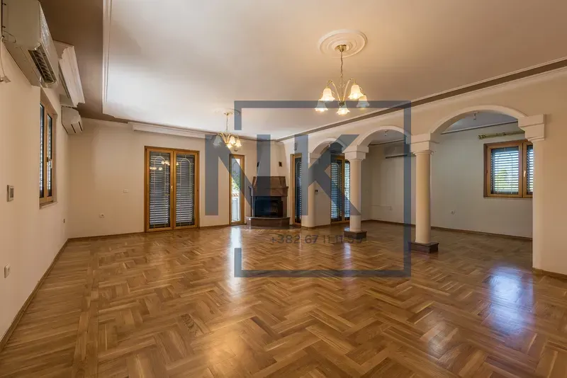 Rent, house, 370m², Zabjelo, Podgorica