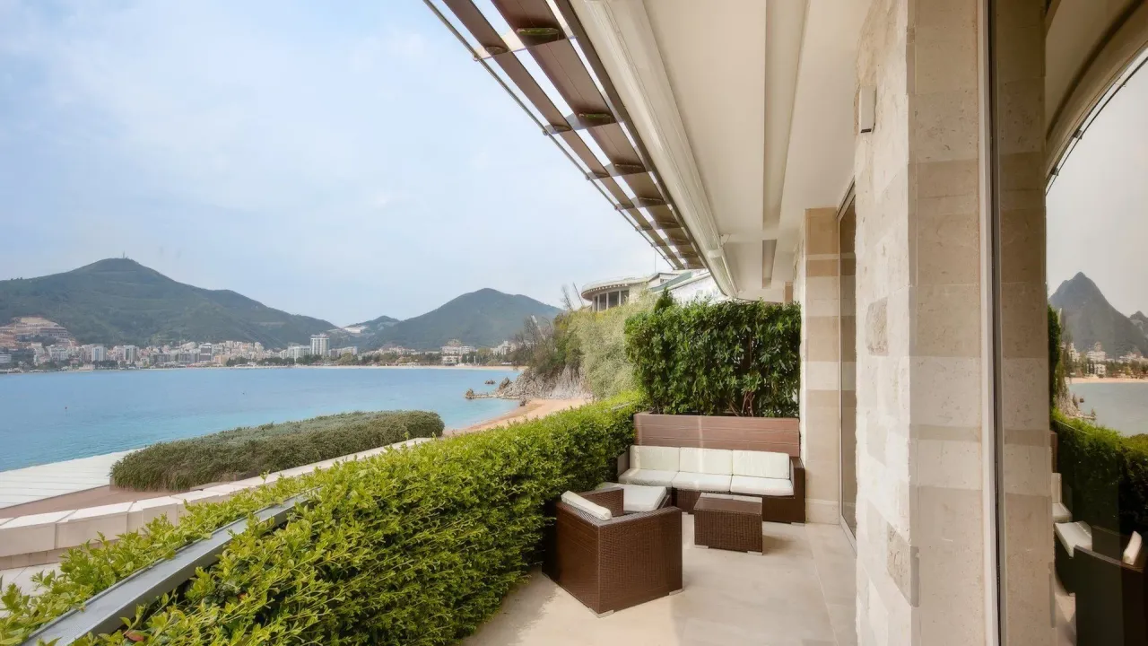 Sale, one bedroom apartment, 94m², Dukley Gardens, Budva