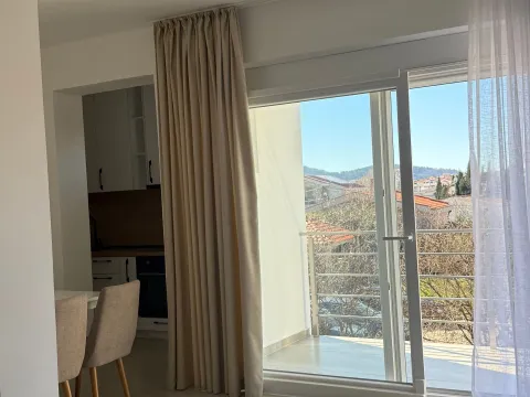 Rent, one bedroom apartment, 60m², Bjeliši, Bar - image 4