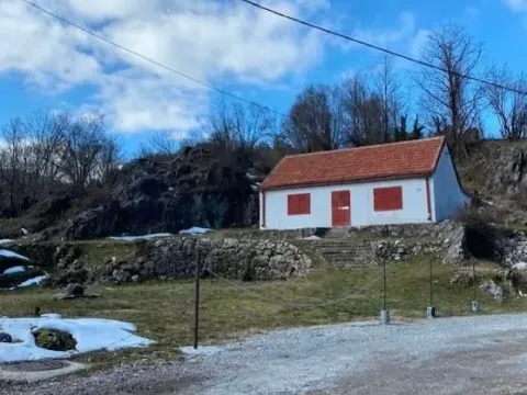 Prodaja, kuća, 60m², Gruda, Cetinje - image 2