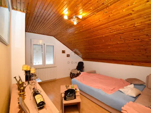 Sale, house, 300m², Zagorič, Podgorica - image 13