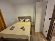 Izdavanje, jednosoban stan, 50m², Centar, Budva - image 4