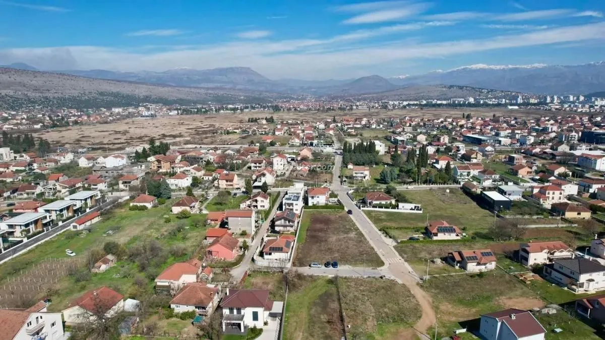 Prodaja, plac, 2184m², Donja Gorica, Podgorica